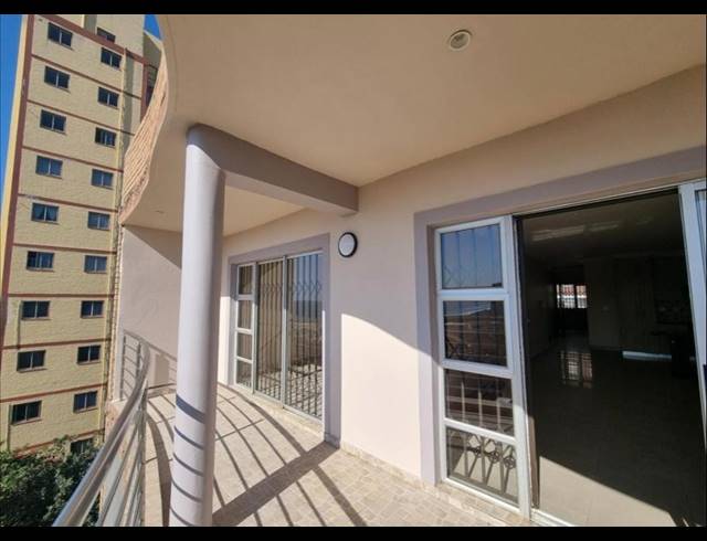 3 BEDROOM APARTMENT FOR SALE IN WARNER BEACH